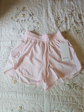 NWT Lululemon Track That HR Short 5"